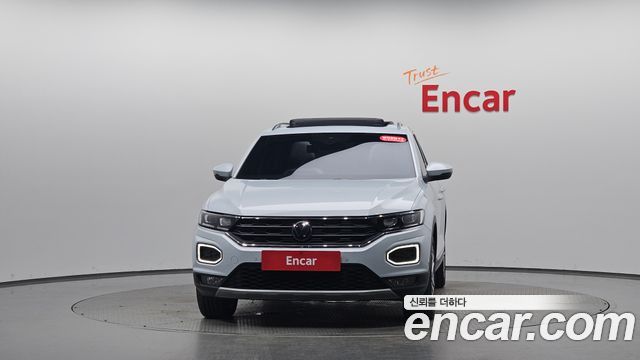 Volkswagen T-Roc 2021 — photo 3