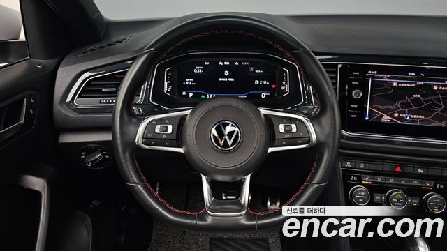Volkswagen T-Roc 2021 — photo 19