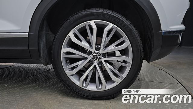 Volkswagen T-Roc 2021 — photo 7