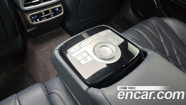 Genesis G80 2021 — photo 17