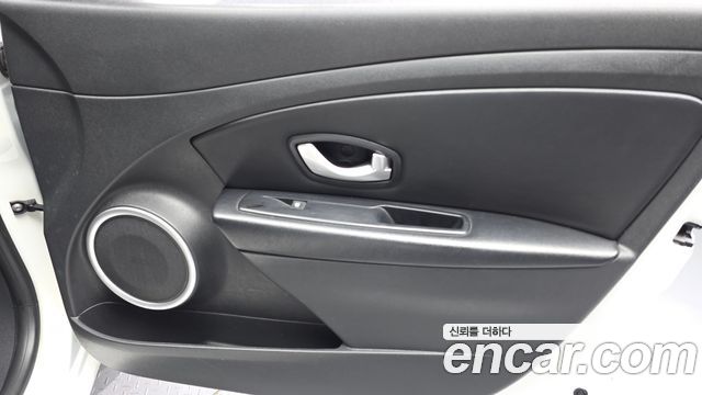 Renault Korea SM3 2017 — photo 14