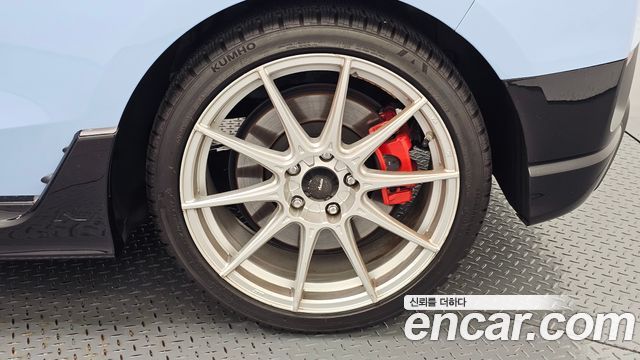 Hyundai Veloster 2022 — photo 7