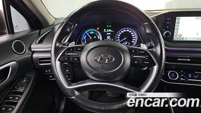 Hyundai Sonata 2022 — photo 19