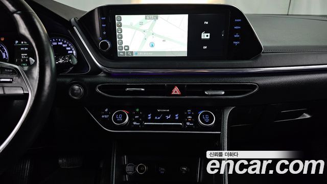 Hyundai Sonata 2022 — photo 22