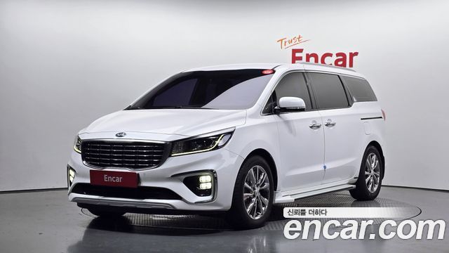 Kia Canival 2019 — photo 1