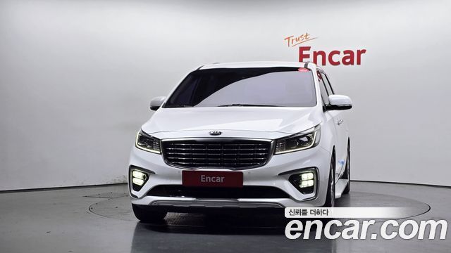 Kia Canival 2019 — photo 3