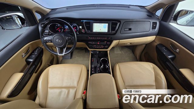 Kia Canival 2019 — photo 7
