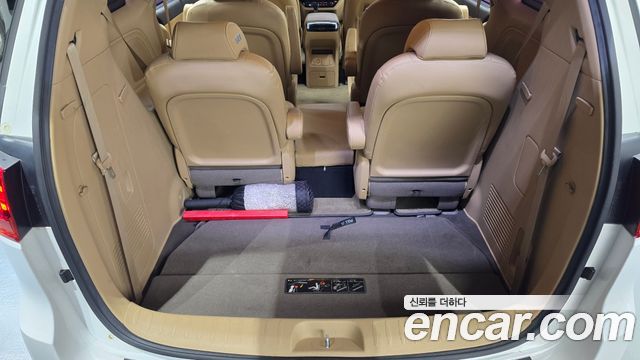 Kia Canival 2019 — photo 19
