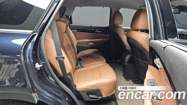 Kia Sorento 2020 — photo 17
