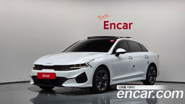 Kia K5 2023 — photo 1