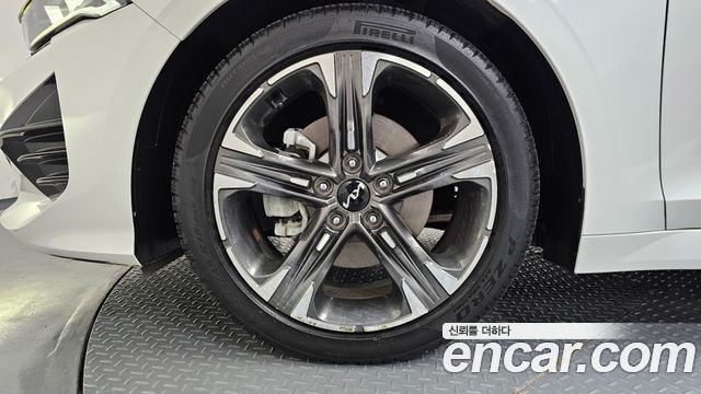 Kia K5 2023 — photo 5