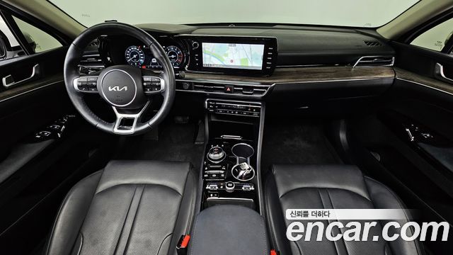 Kia K5 2023 — photo 10