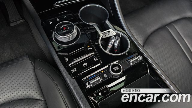Kia K5 2023 — photo 12