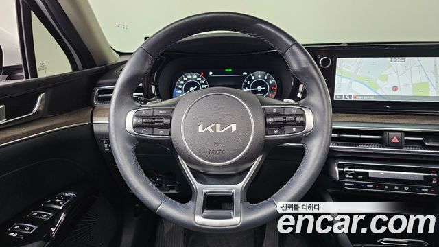 Kia K5 2023 — photo 20