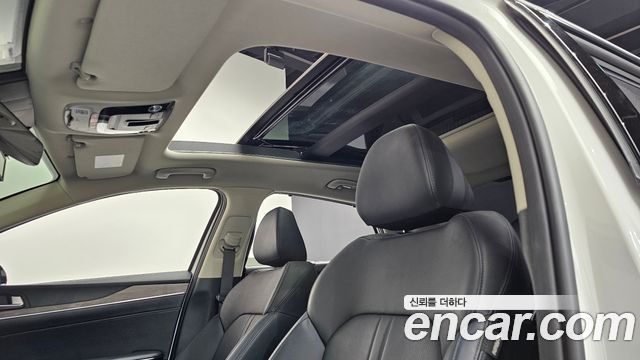 Kia K5 2023 — photo 24