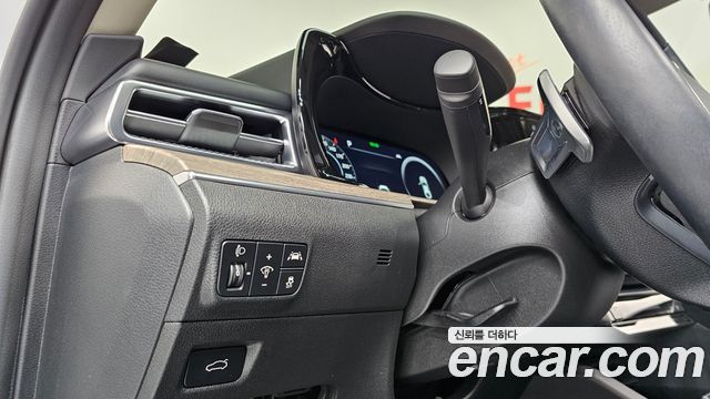 Kia K5 2023 — photo 30
