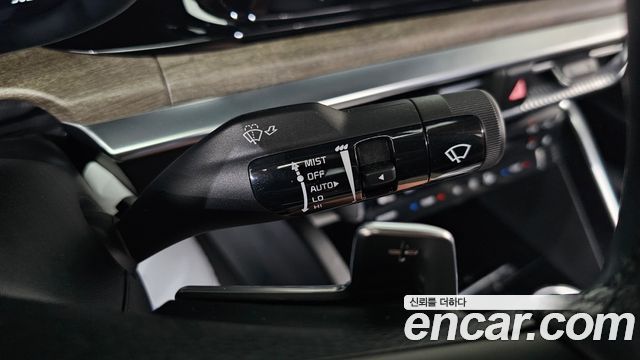 Kia K5 2023 — photo 36