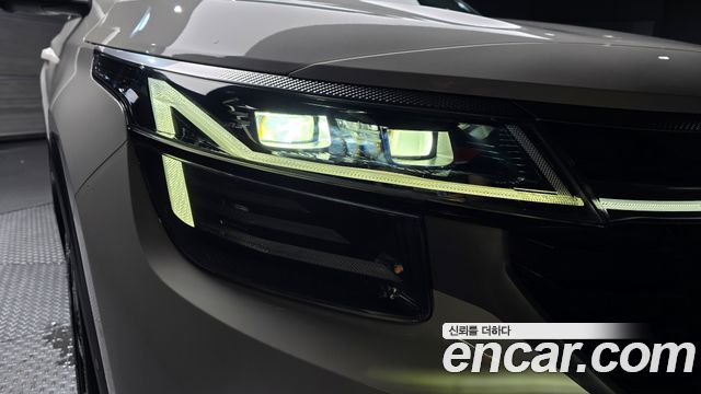 Kia Seltos 2023 — photo 8