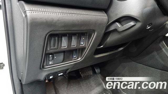 Renault Korea QM6 2022 — photo 26