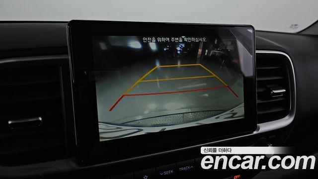 Hyundai Venue 2020 — photo 21