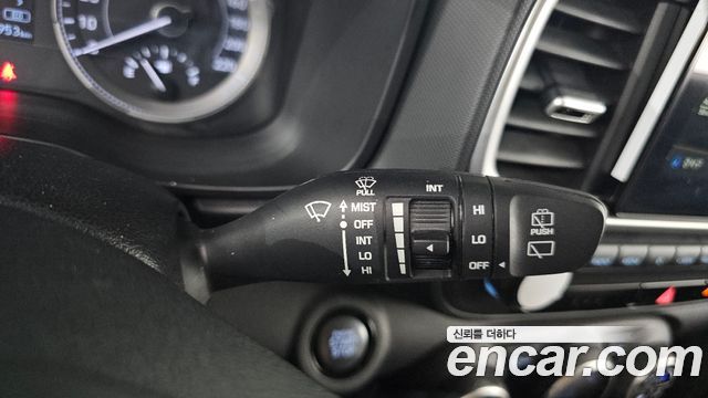 Hyundai Venue 2020 — photo 29