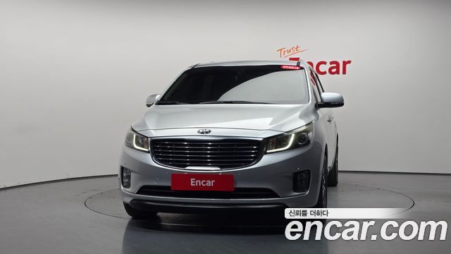 Kia Canival 2015 — photo 3