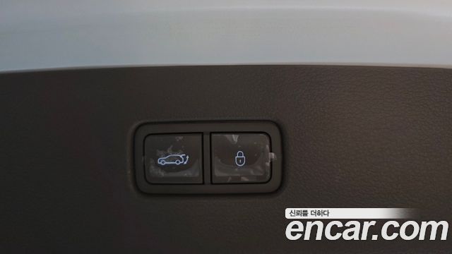 Genesis GV80 2023 — photo 26