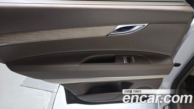 Genesis GV80 2023 — photo 15