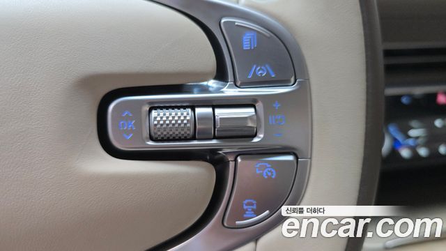 Genesis GV80 2023 — photo 32