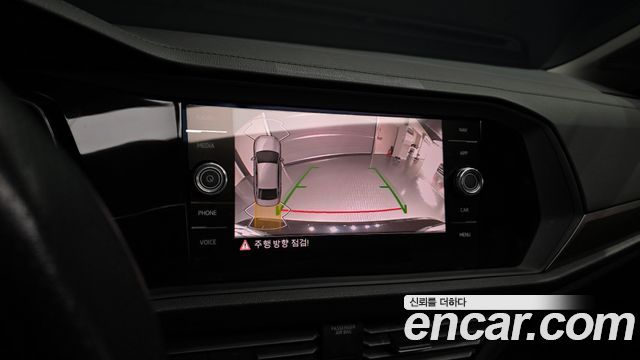 Volkswagen Jetta 2021 — photo 21