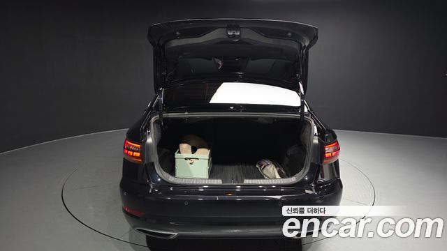 Volkswagen Jetta 2021 — photo 26