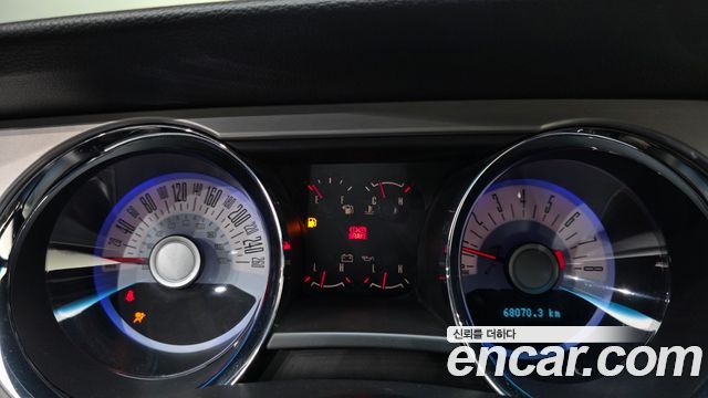 Ford Mustang 2012 — photo 8