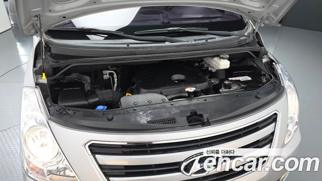 Hyundai Starex 2018 — photo 6