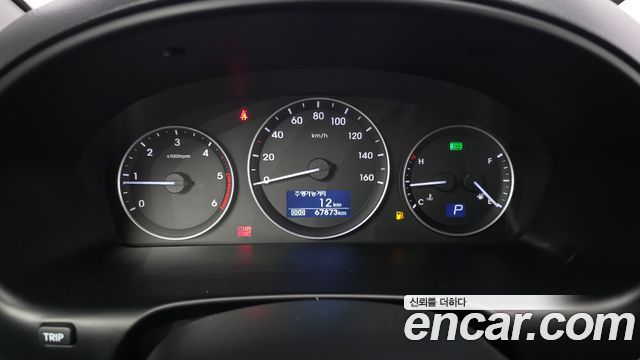 Hyundai Starex 2018 — photo 11