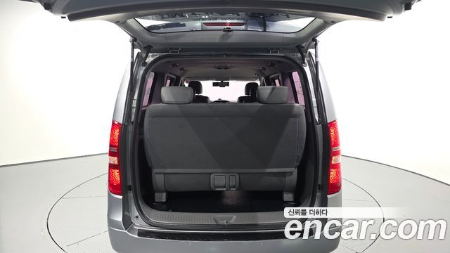 Hyundai Starex 2018 — photo 26