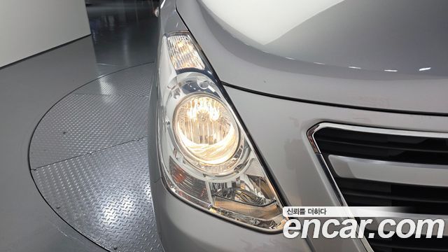 Hyundai Starex 2018 — photo 8