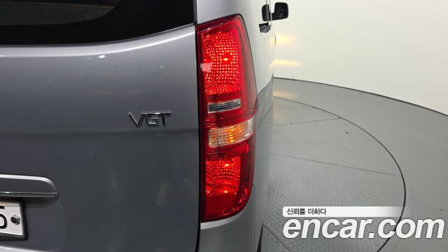 Hyundai Starex 2018 — photo 9