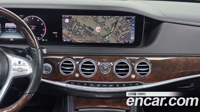 Mercedes-Benz S-Class 2018 — photo 13