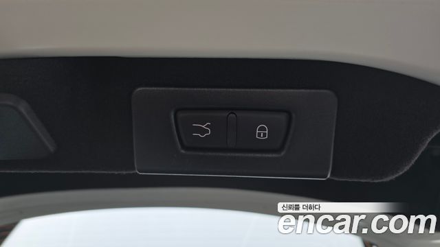 Maserati Ghibli 2020 — photo 26