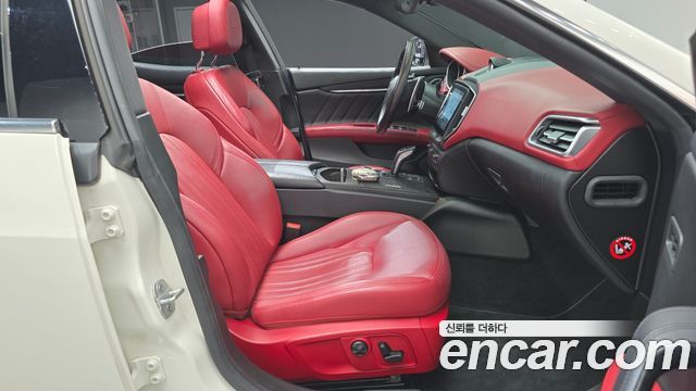 Maserati Ghibli 2020 — photo 16