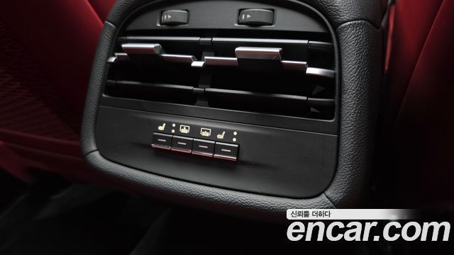 Maserati Ghibli 2020 — photo 33