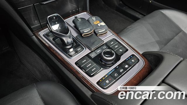Hyundai Equus 2015 — photo 9