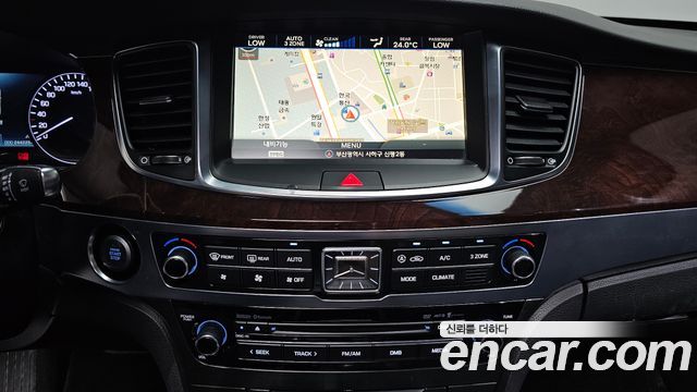Hyundai Equus 2015 — photo 14