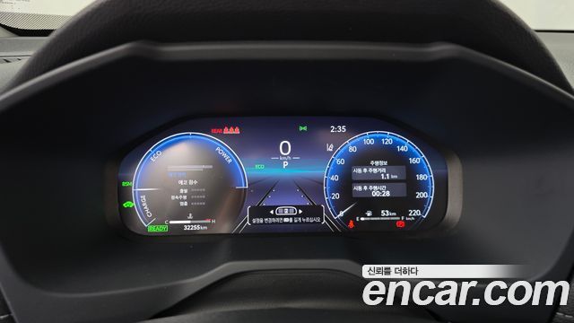 Toyota RAV4 2023 — photo 11