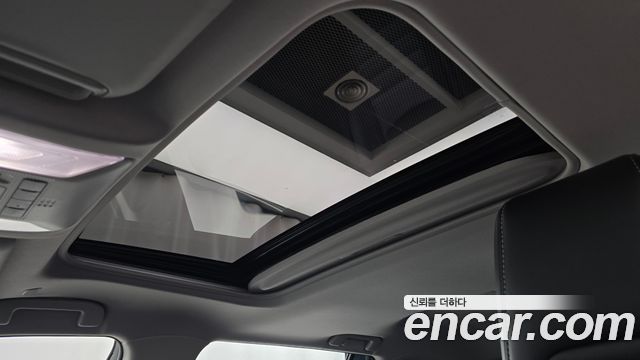 Toyota RAV4 2023 — photo 22