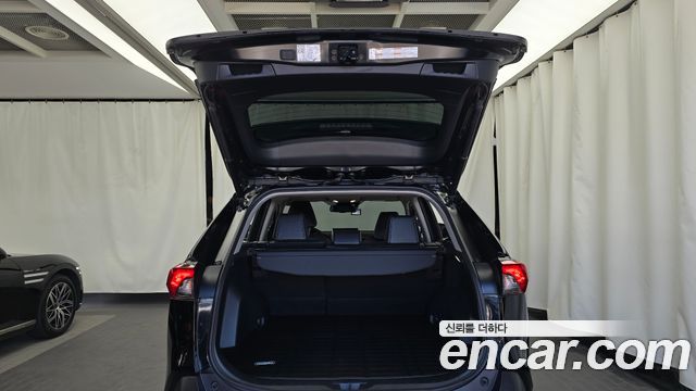 Toyota RAV4 2023 — photo 24