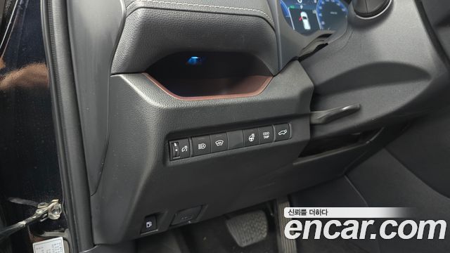 Toyota RAV4 2023 — photo 27