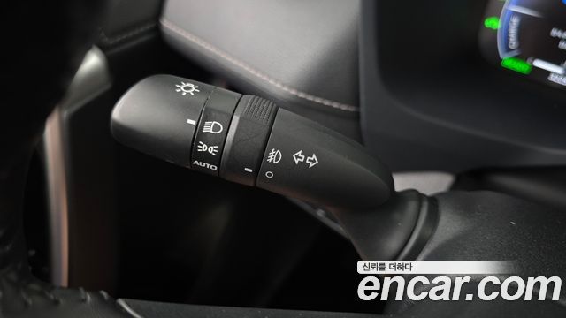 Toyota RAV4 2023 — photo 33