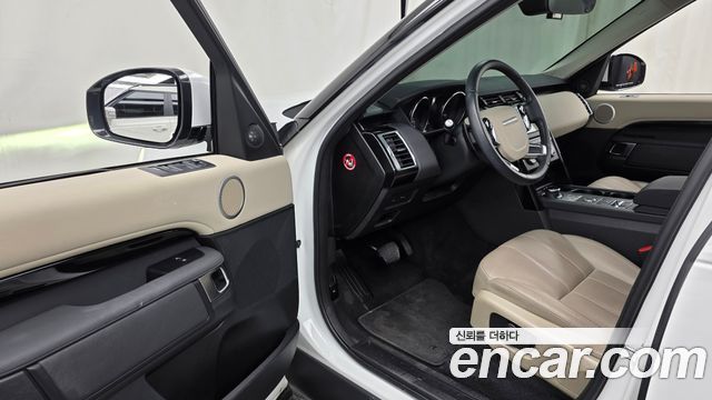 Land Rover Discovery 2019 — photo 10