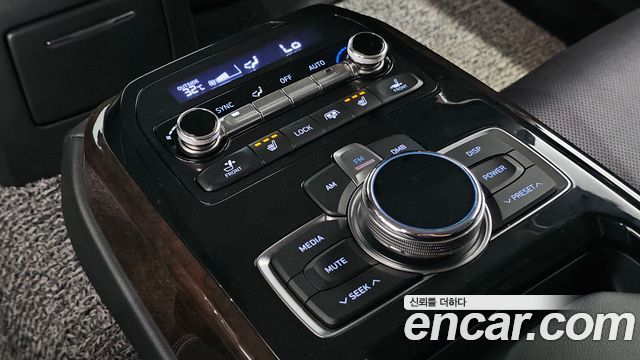 Genesis EQ900 2018 — photo 19